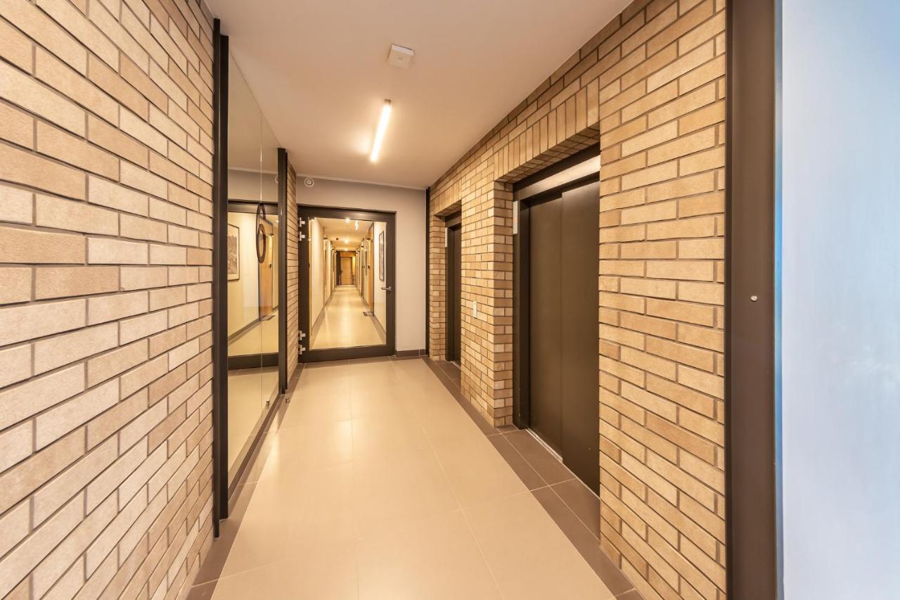 Apartamenty W Gdansku - Zajezdnia Wrzeszcz, Grudziadzka 4B Екстер'єр фото